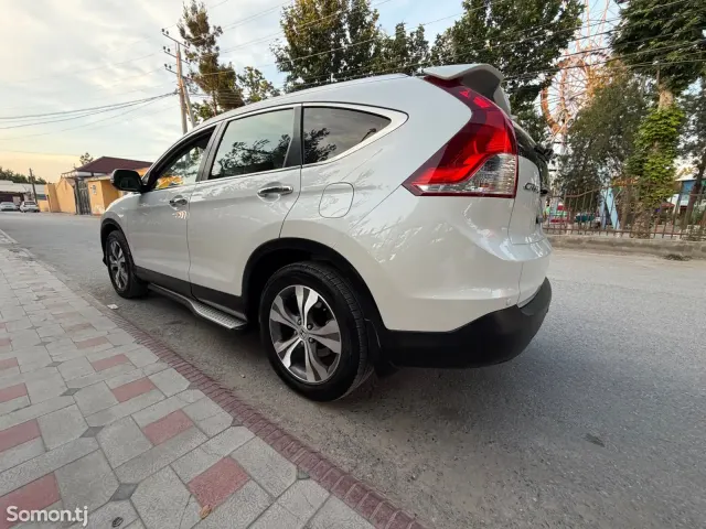 Honda CR-V 2013 · 2.4 AT