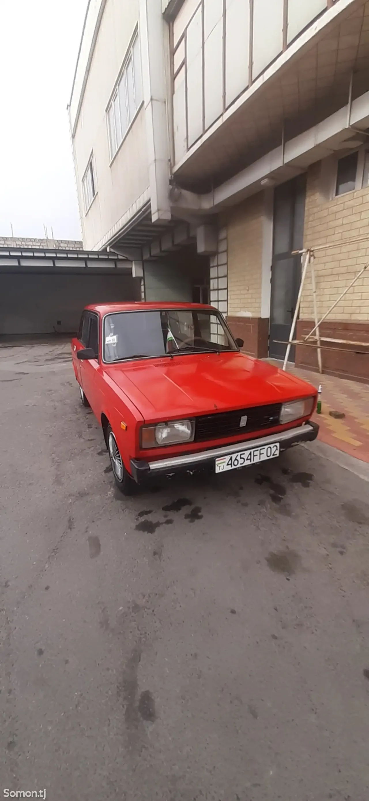 Lada (ВАЗ) 2107 1984 · 0.4 MT