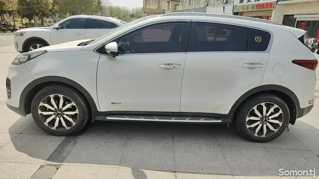 Kia K5 2016 · 1.6 AT