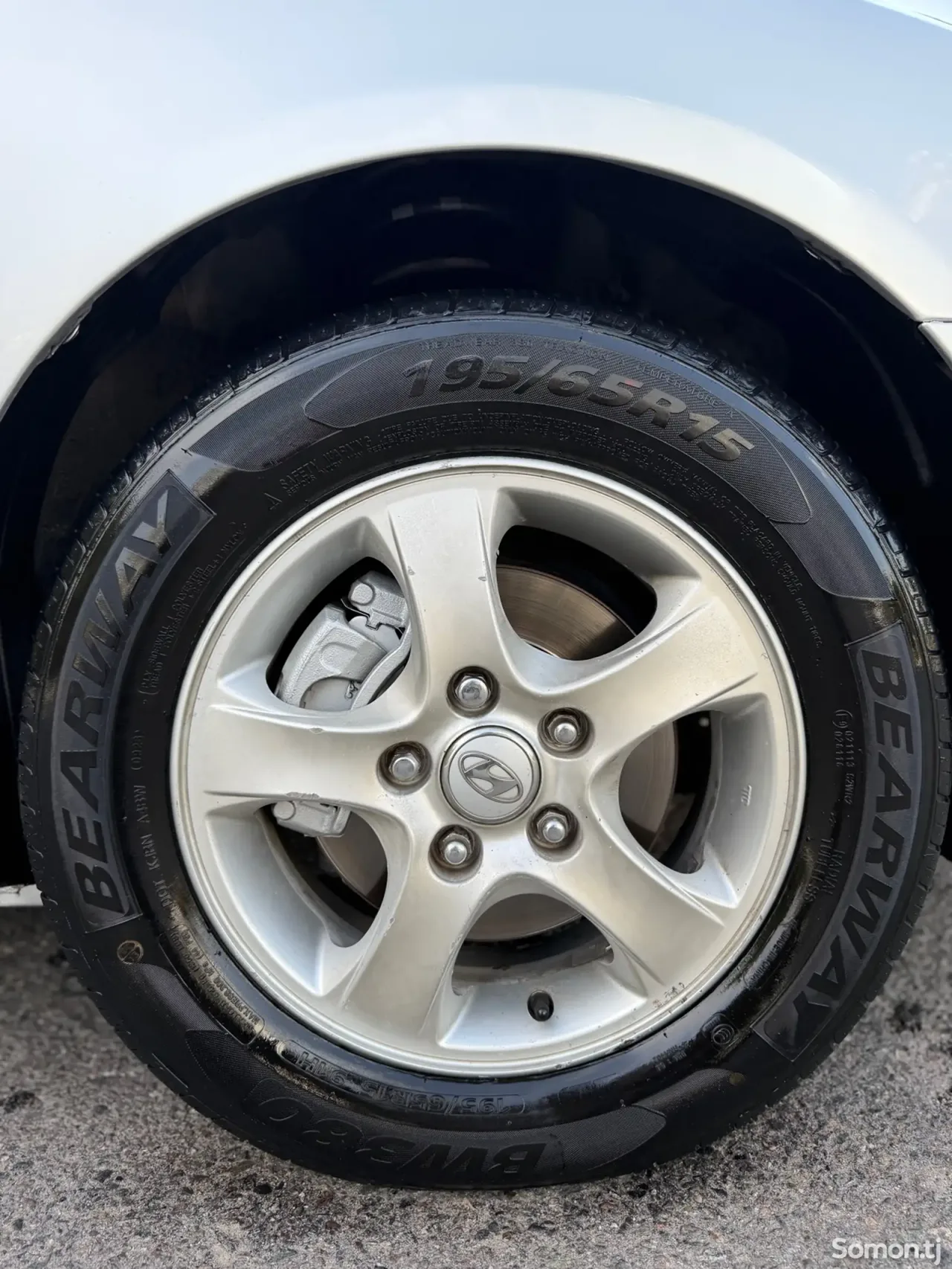 Hyundai Avante 2010 · 1.6 AT