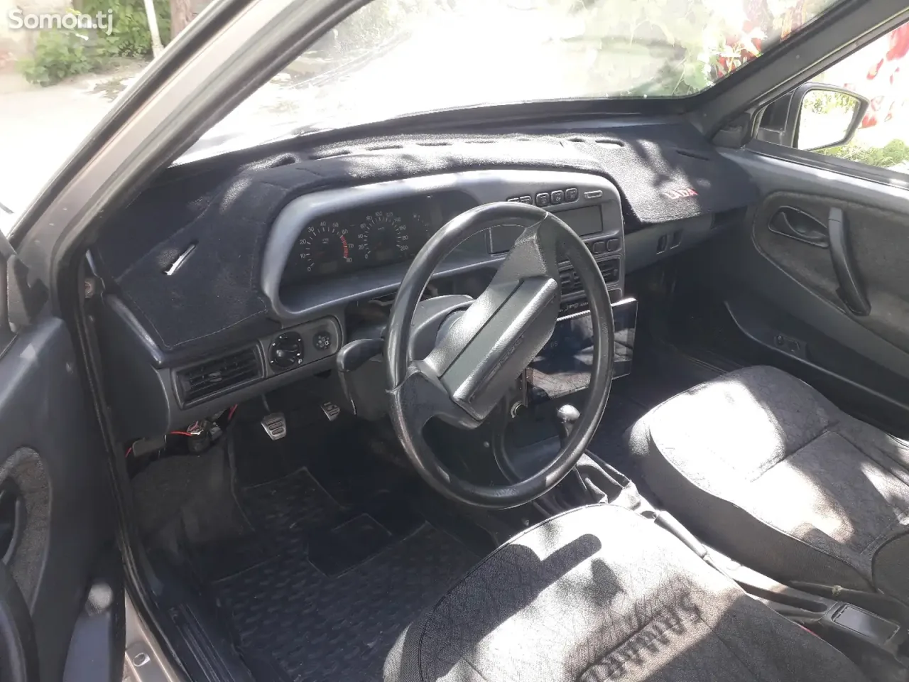 Lada (ВАЗ) 2115 2006 · 1.6 MT