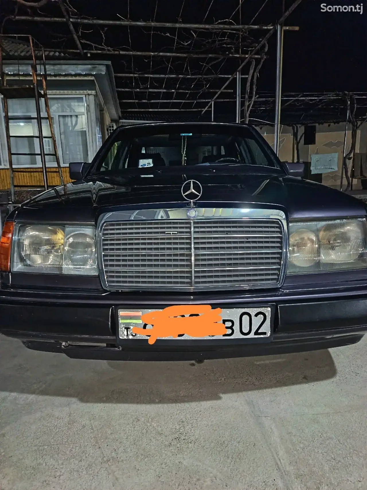 Mercedes-Benz W124 1993 · 2.0 MT