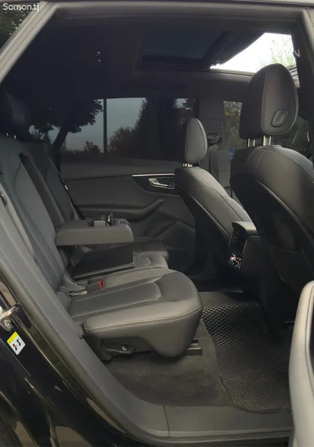 Audi Q8 2021 · 3.0 AT