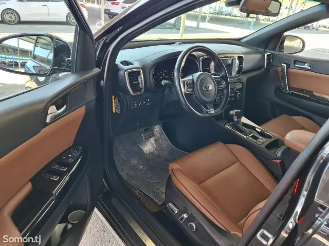 Kia Sportage 2016 · 2.0 AT