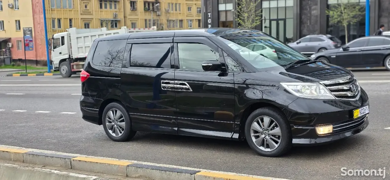 Honda CR-V 2013 · 2.4 AT