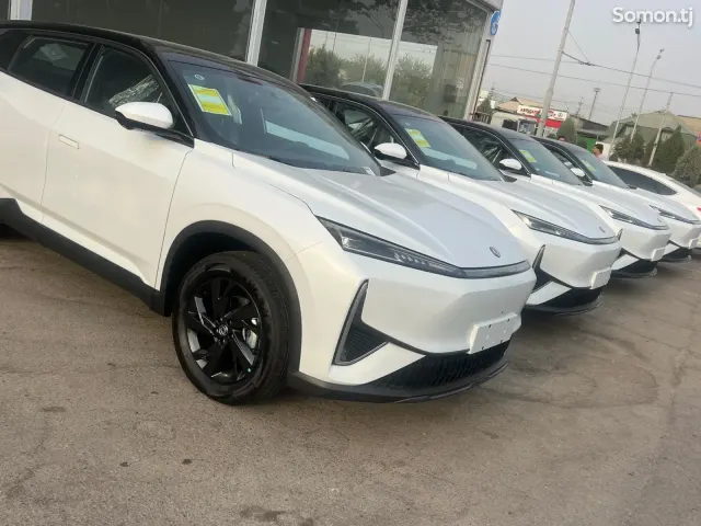 Dongfeng L7 2025 · AT