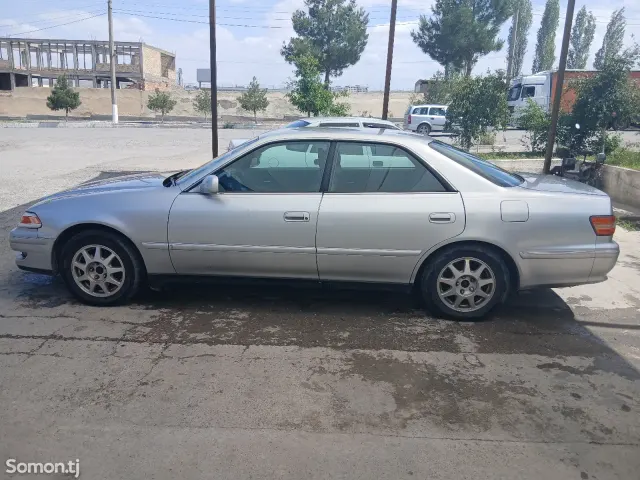 Toyota Corona Mark II 1997 · 2.5 AT