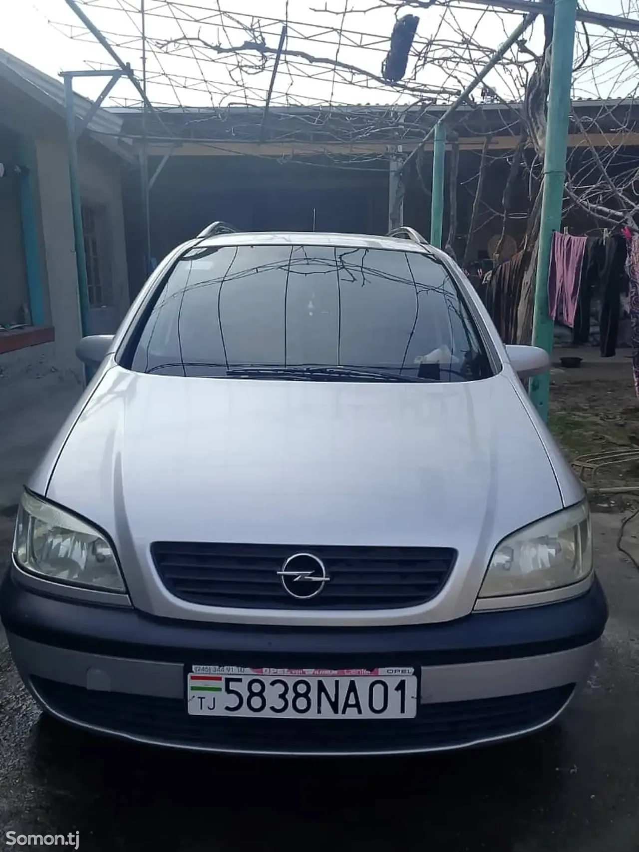 Opel Zafira 2000 · 1.8 MT