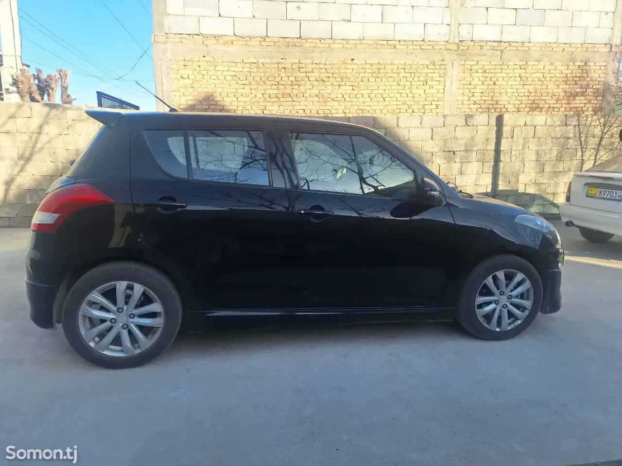Suzuki Swift 2014 · 1.2 AT