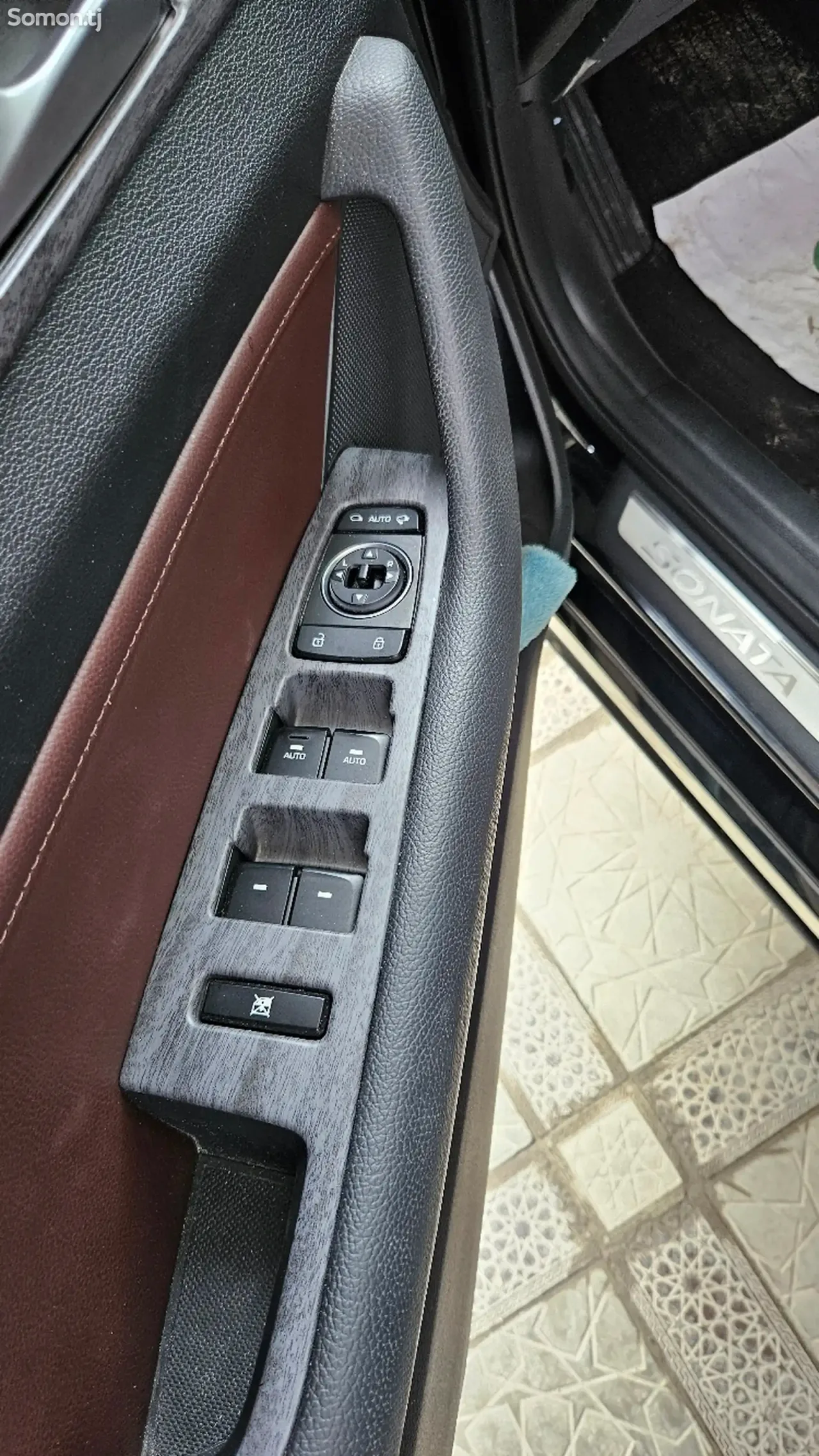 Hyundai Sonata 2017 · 2.0 AT