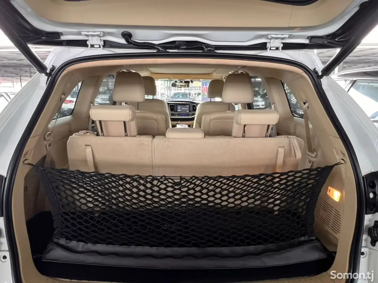 Toyota Highlander 2016 · 3.5 AT