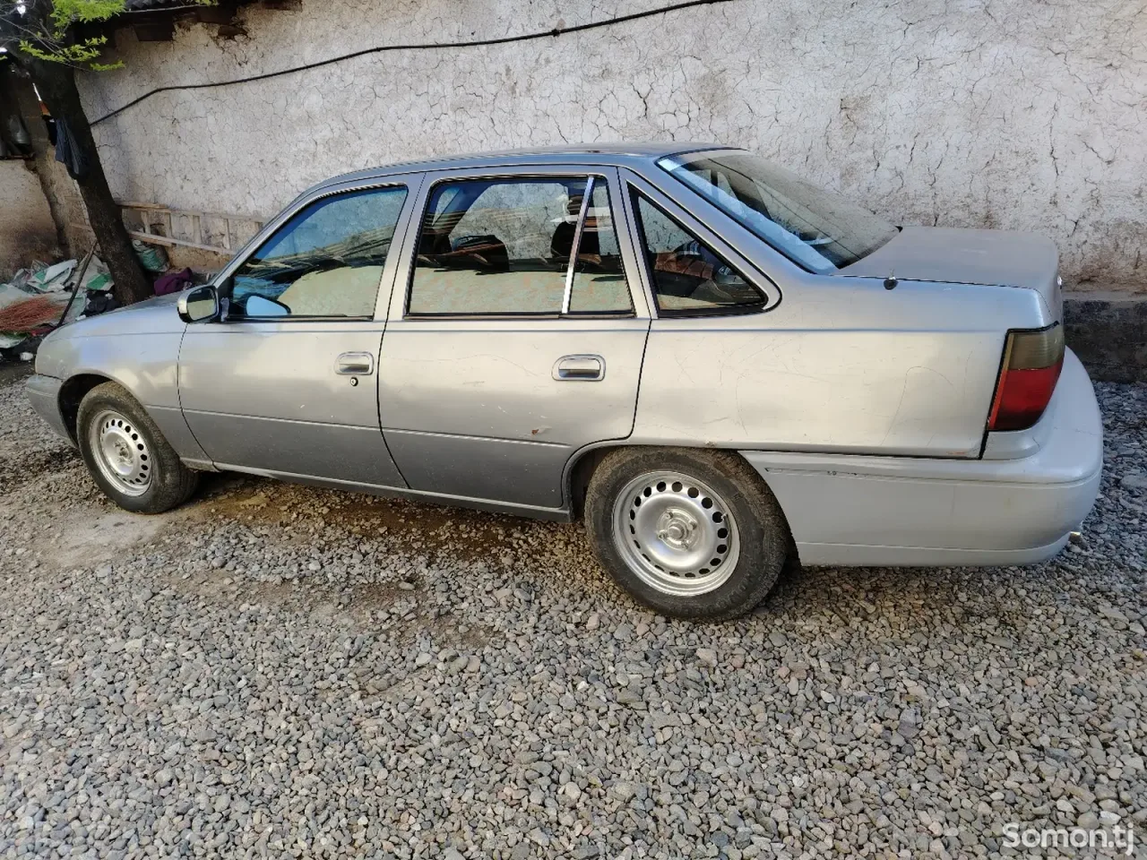 Daewoo Nexia 1996 · 1.6 MT