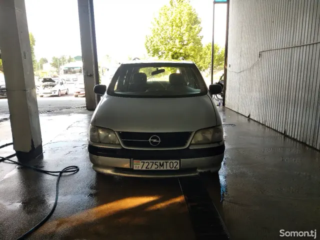 Opel Sintra 1997 · 1.8 MT