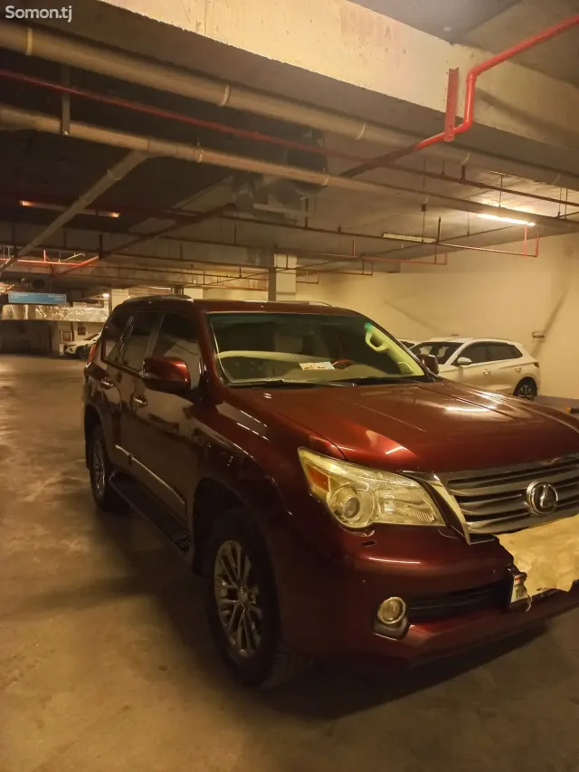 Lexus GX series 2012 · 4.6 AT