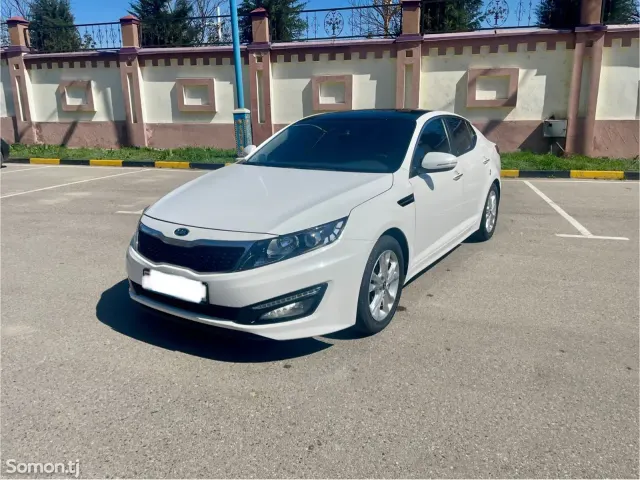 Kia K5 2012 · 2.0 AT