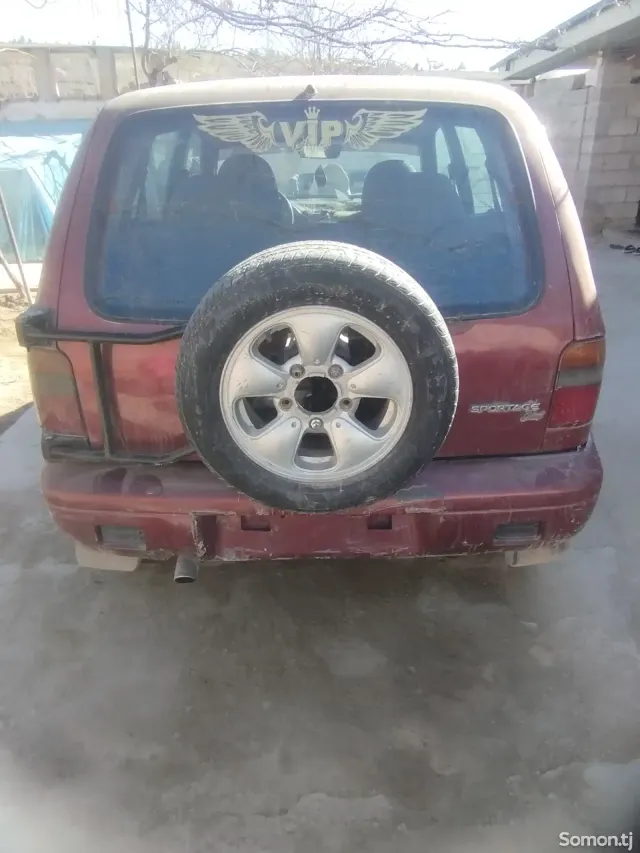 Kia Sportage 1995 · 1.8 MT