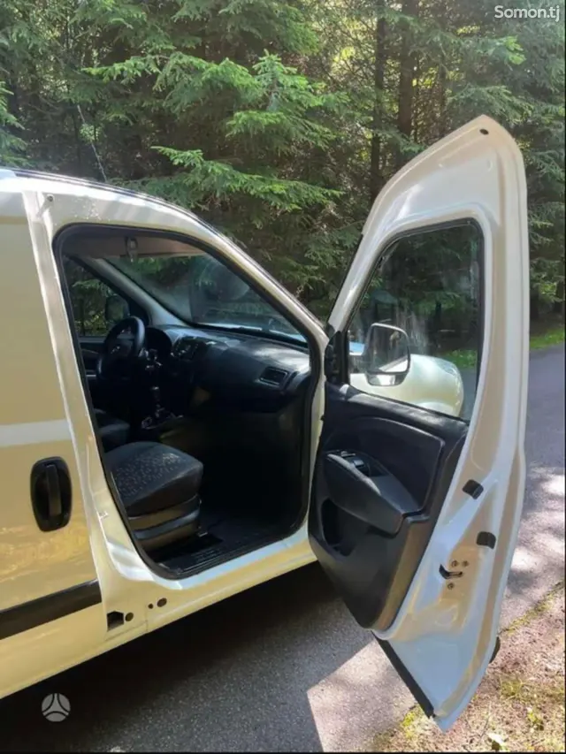 Opel Combo 2014 · 1.6 MT