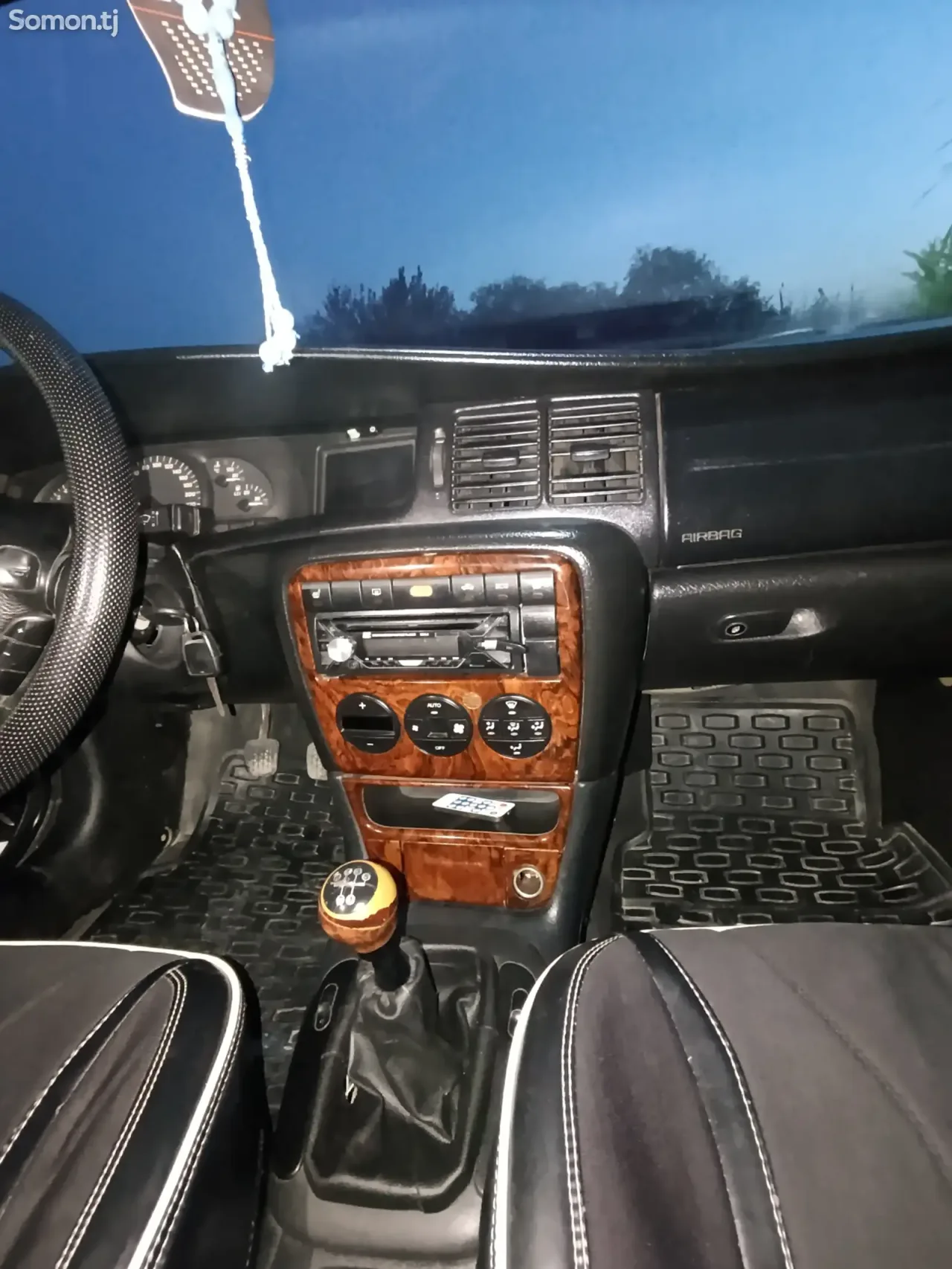 Opel Vectra B 2000 · 1.8 MT