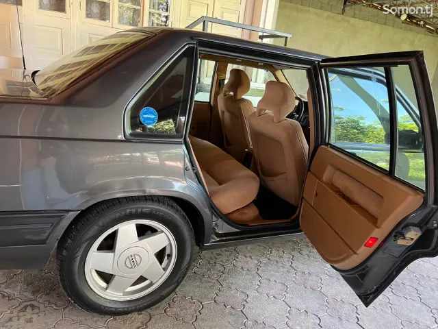 Volvo 940 1993 · 2.3 MT