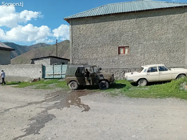 УАЗ 469 1989 · 2.4 MT