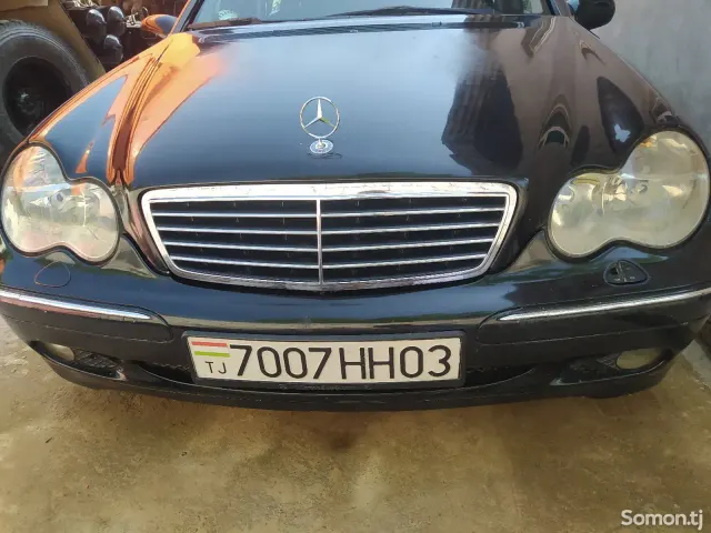 Mercedes-Benz C class 2000 · 2.3 MT