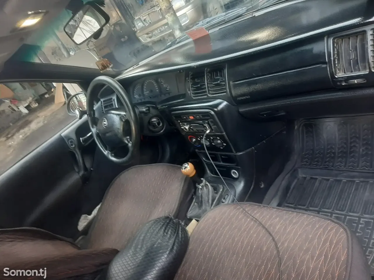 Opel Vectra B 1996 · 1.6 MT