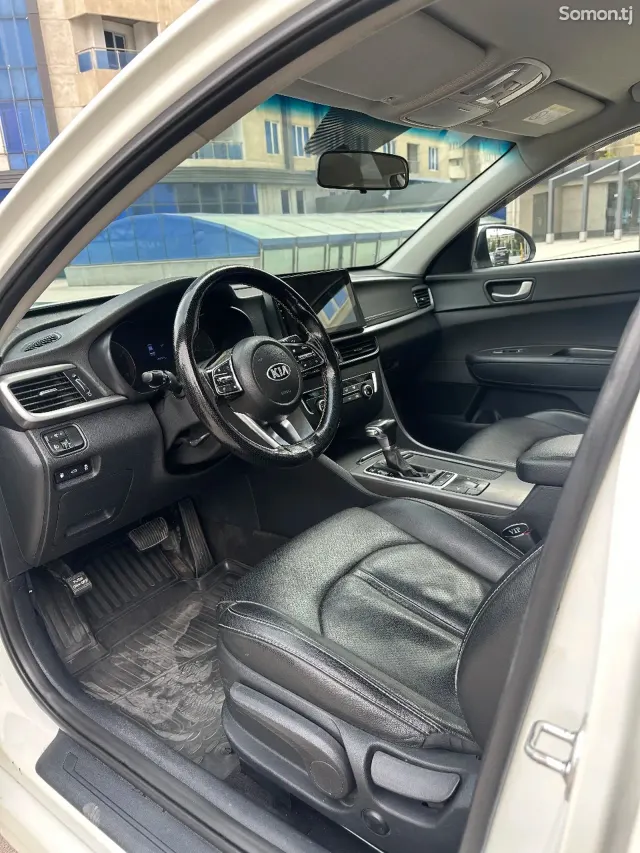 Kia Optima 2020 · 2.0 AT