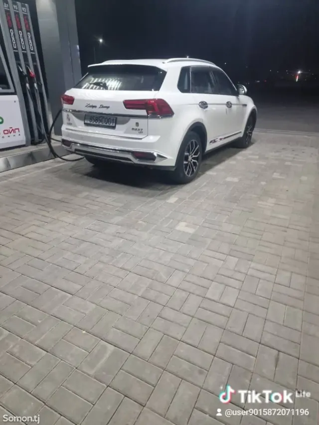 Zotye Domy X7 2017 · 1.8 AT
