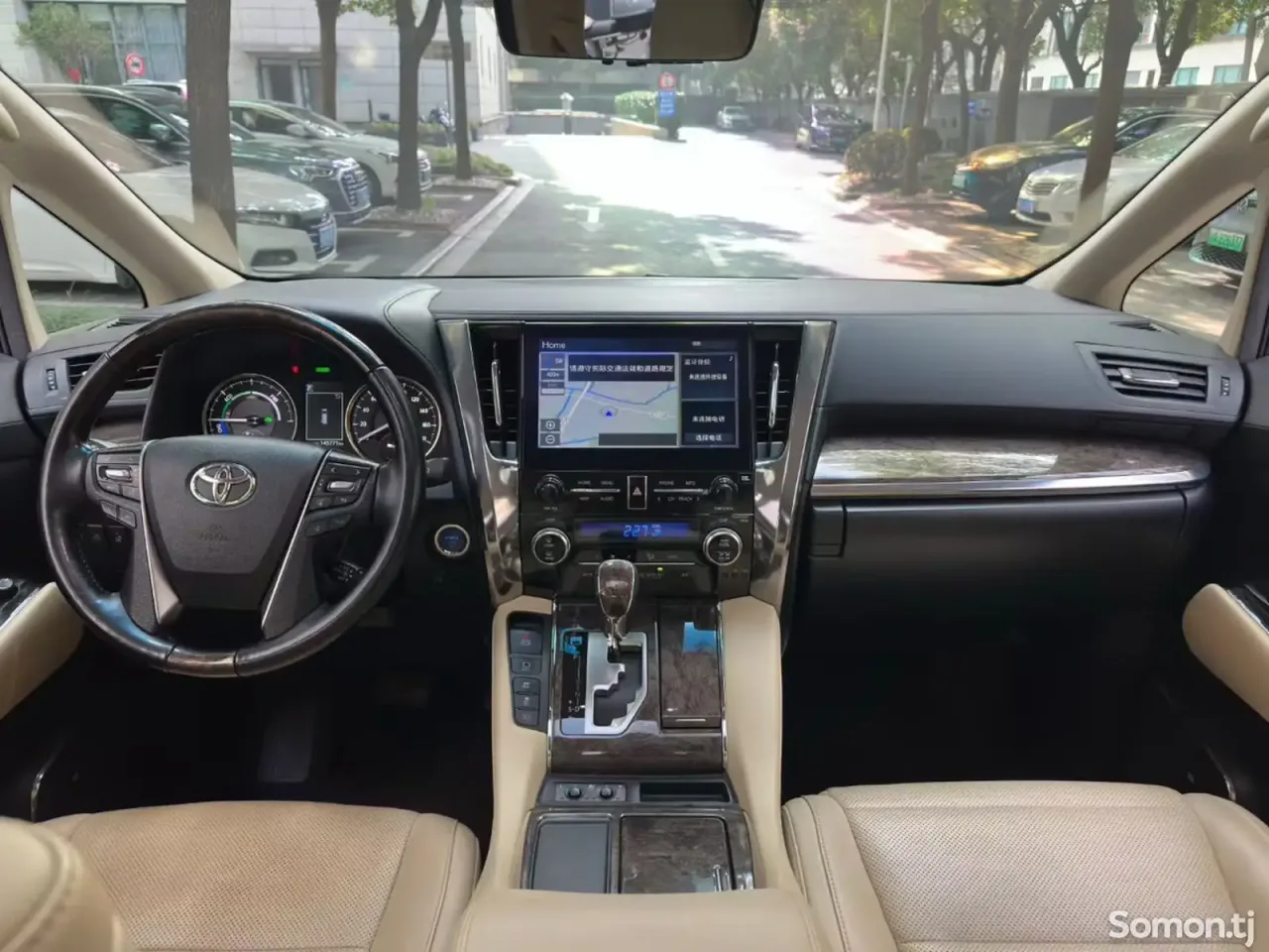 Toyota Alphard 2023 · 2.5 AT