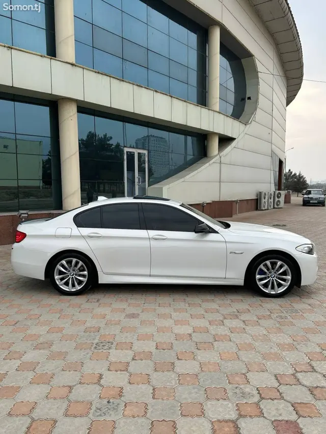 BMW 5 series 2013 · 2.0 AT