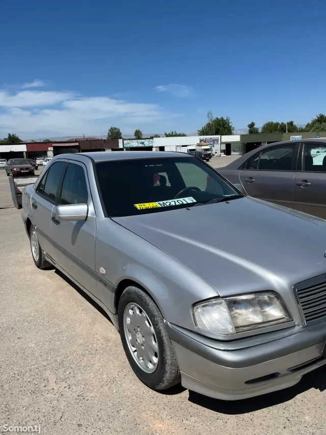 Mercedes-Benz C class 1999 · 2.0 AT