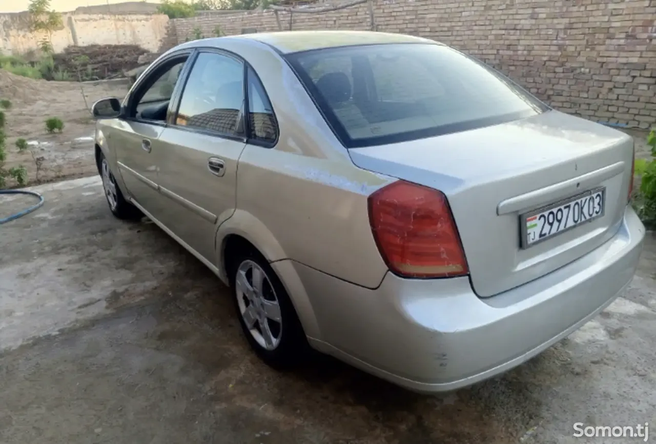 Daewoo Lacetti 2005 · 1.6 MT
