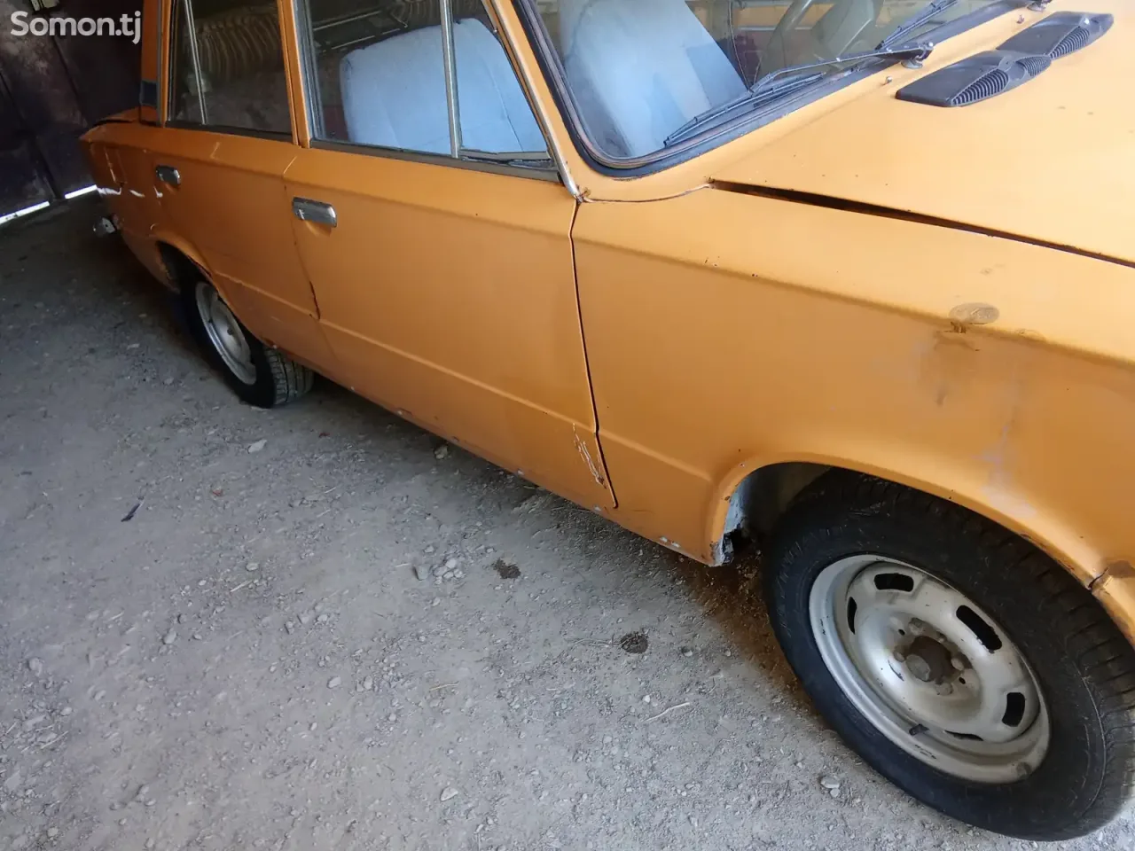 Lada (ВАЗ) 2111 1981 · 1.5 MT