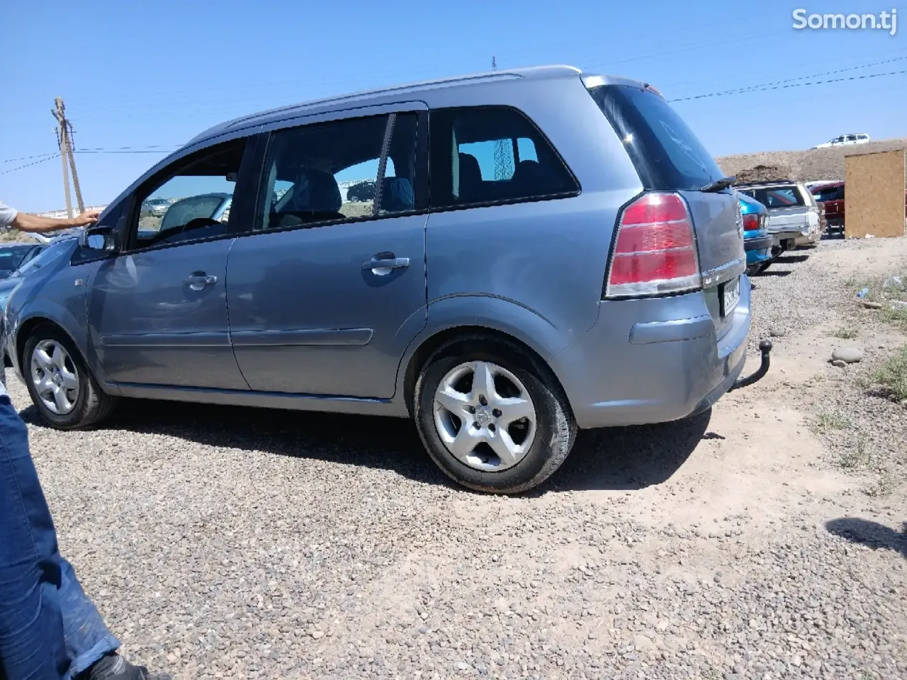 Opel Zafira 2006 · 2.2 MT