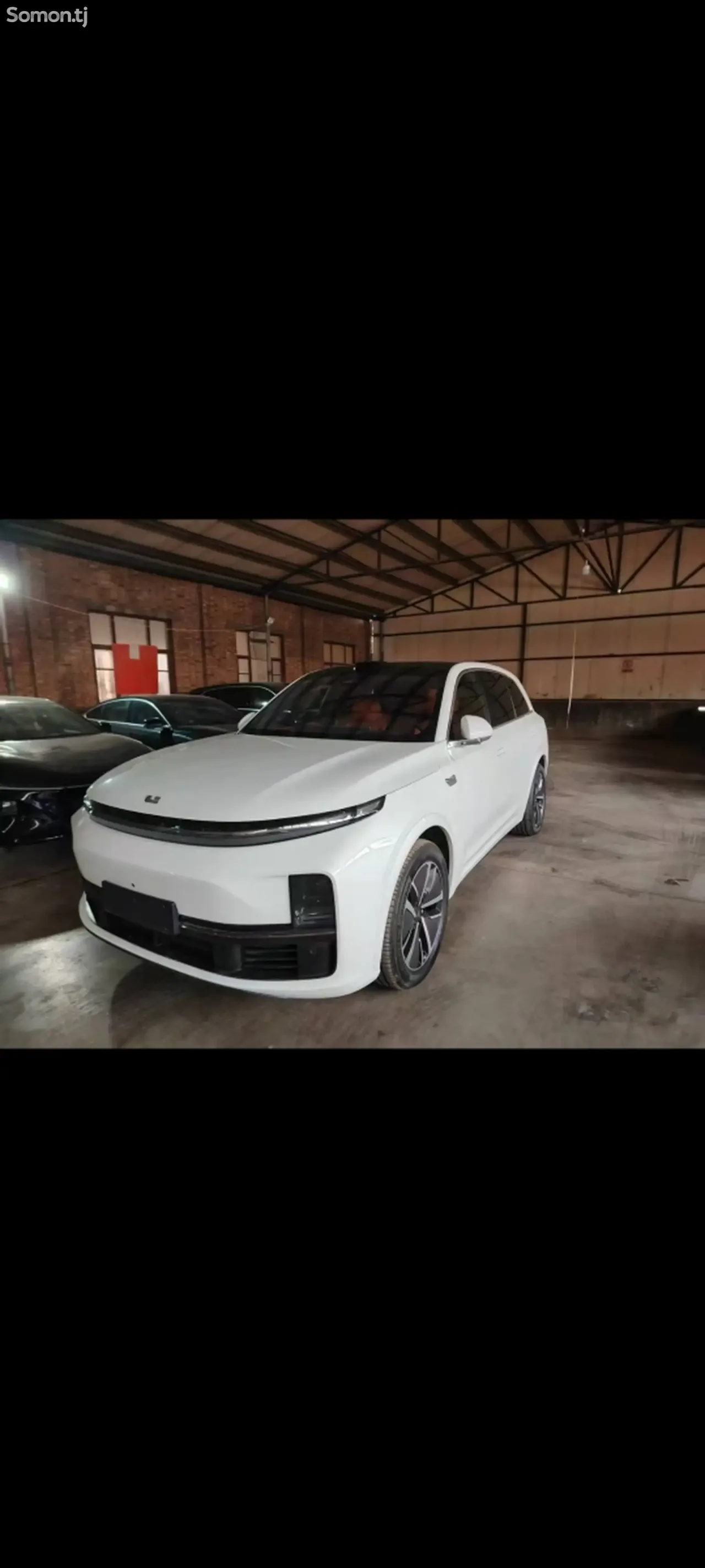 Li Auto (Lixiang) L9 2025 · 4.0 AMT