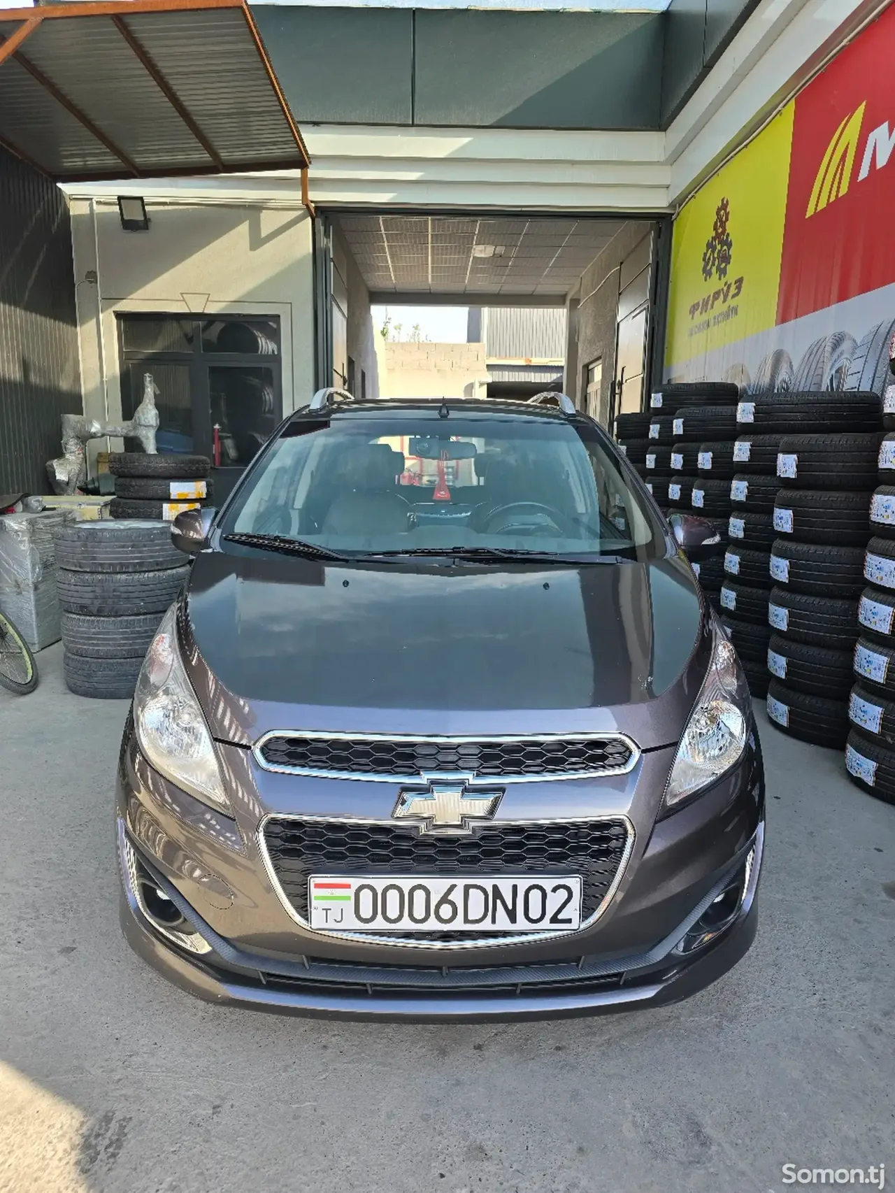 Chevrolet Spark 2014 · 1.0 AT