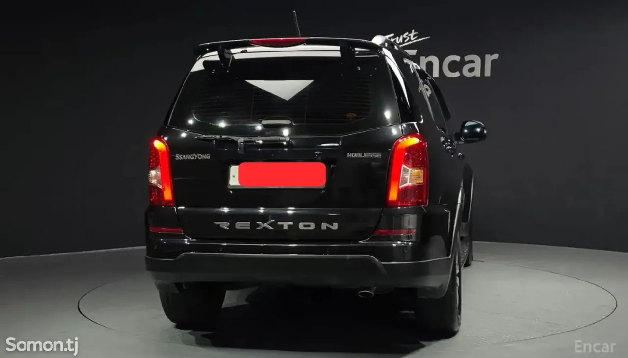 Ssang Yong Rexton 2014 · 2.0 AT