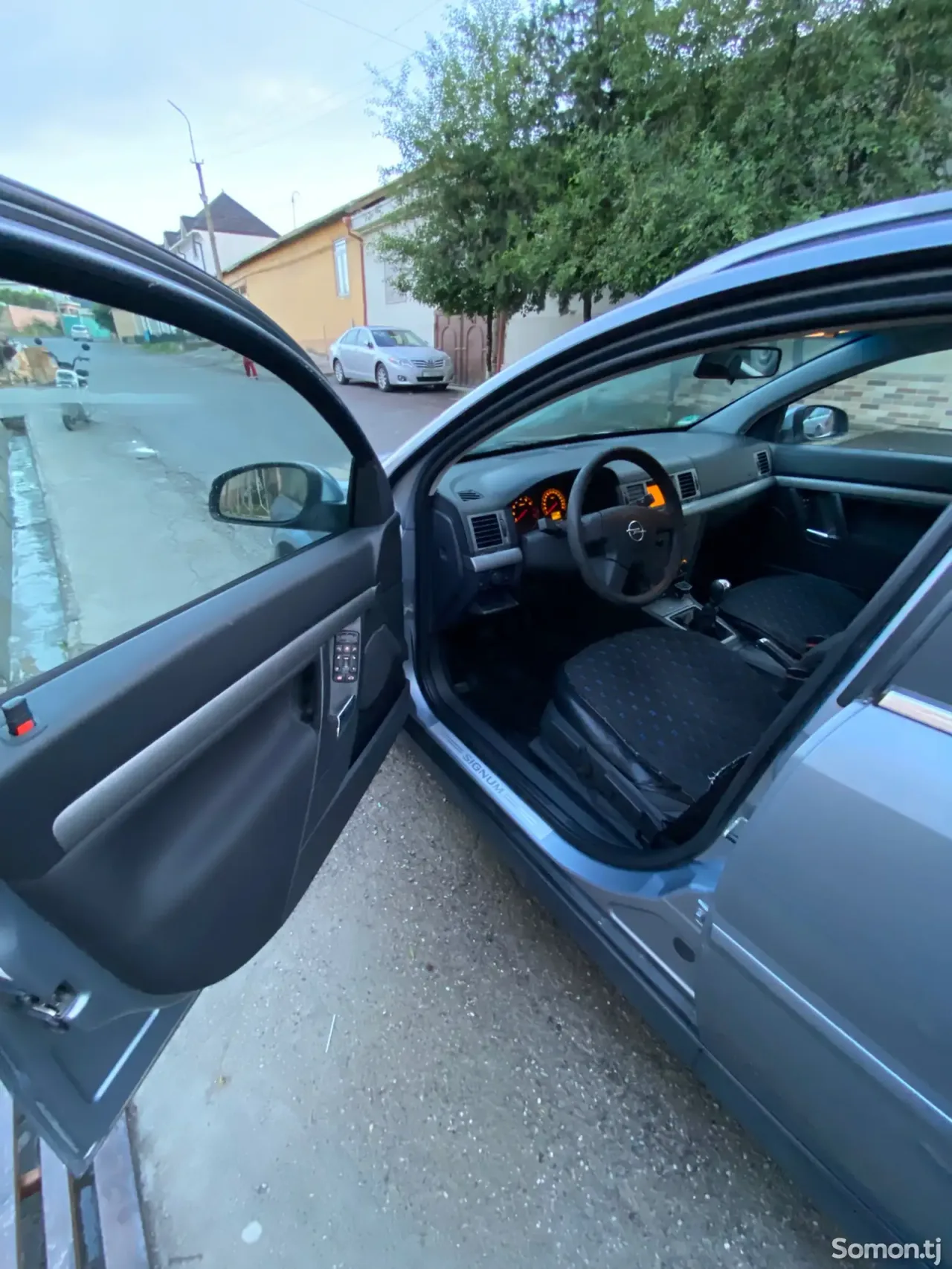 Opel Signum 2004 · 2.2 MT