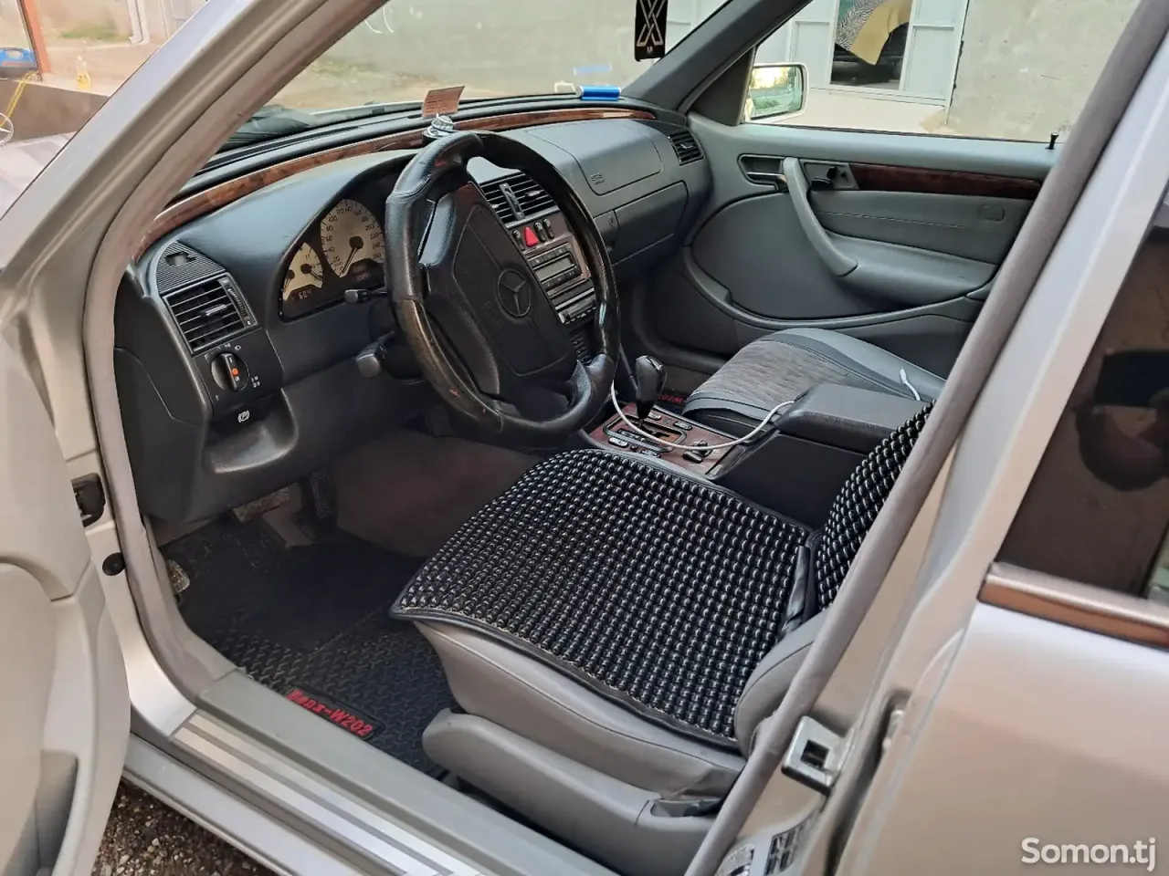 Mercedes-Benz C class 1999 · 2.8 AT