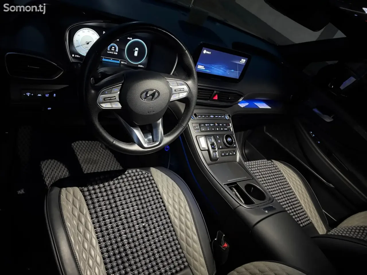 Hyundai Santa Fe 2022 · 2.5 AT