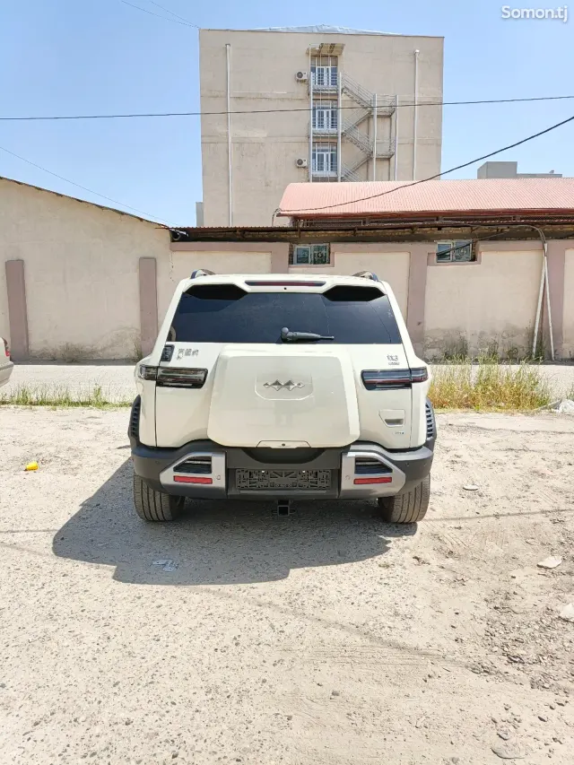 BYD Leopard 3 2025 · 4.9 AT