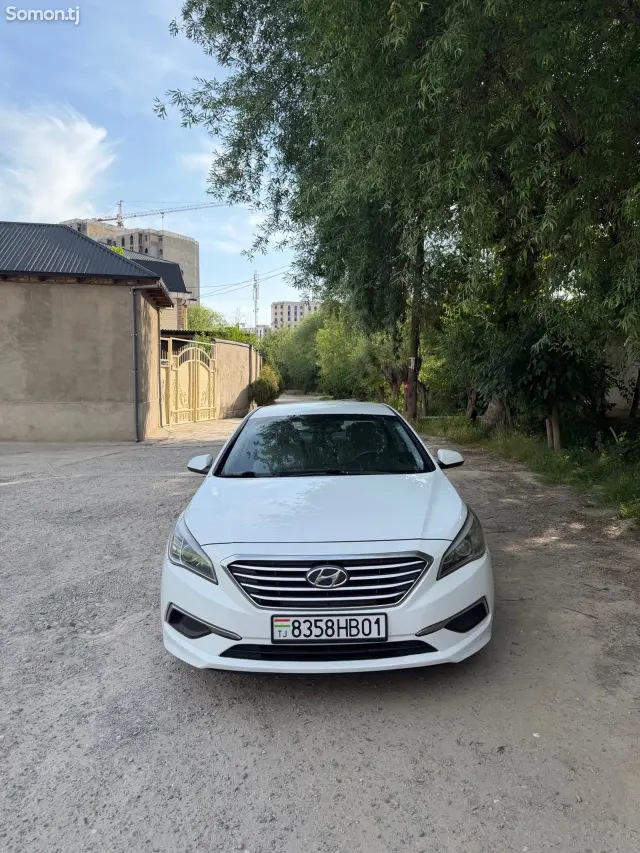 Hyundai Sonata 2017 · 2.4 AT