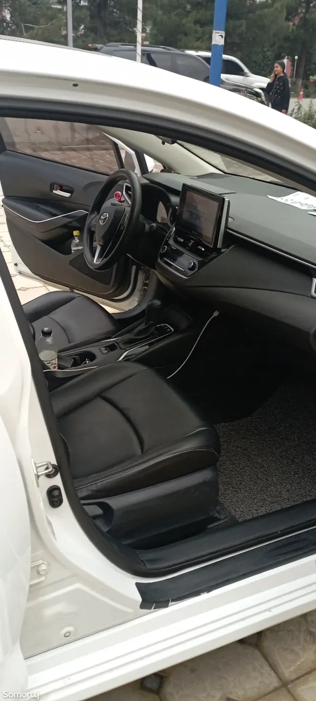 Toyota Corolla 2019 · 1.8 AT