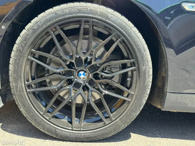 BMW 5 series 2016 · 2.0 AT