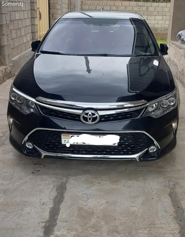 Toyota Camry 2014 · 2.5 AT