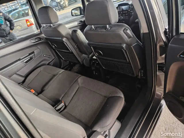 Opel Zafira 2010 · 1.8 MT
