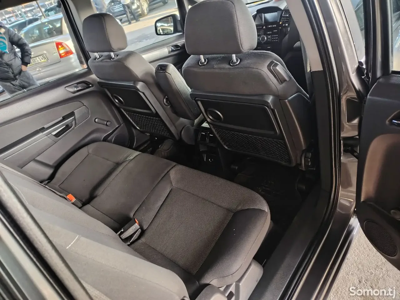 Opel Zafira 2010 · 1.8 MT