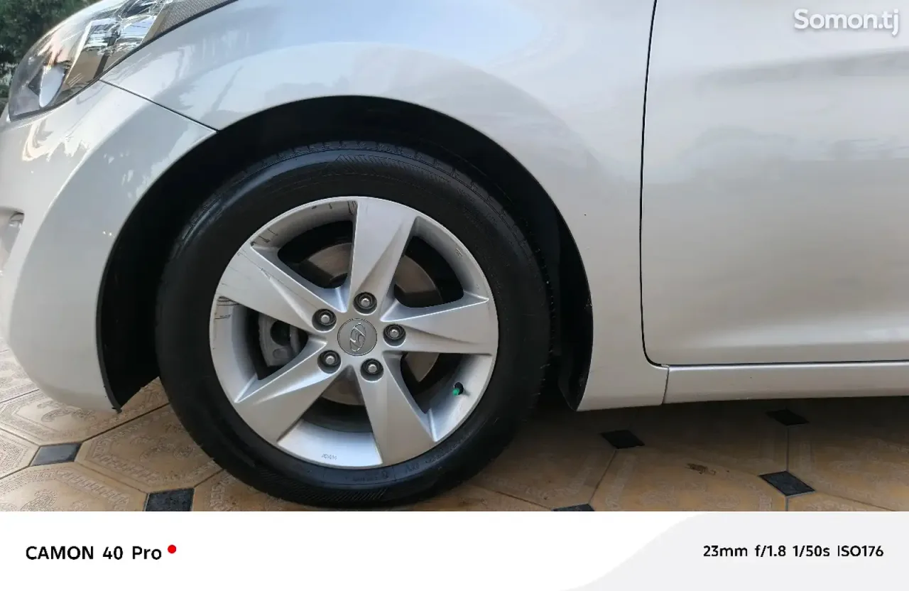 Hyundai Avante 2014 · 1.6 AT