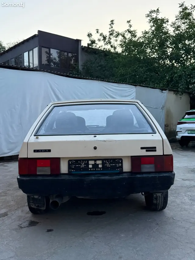 Lada (ВАЗ) 2108 1988 · 1.5 MT