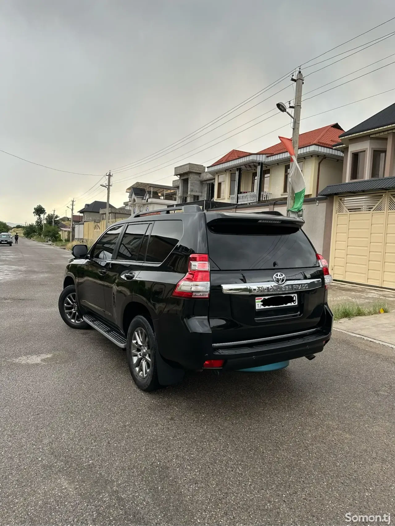 Toyota Land Cruiser Prado 2013 · 4.0 AT